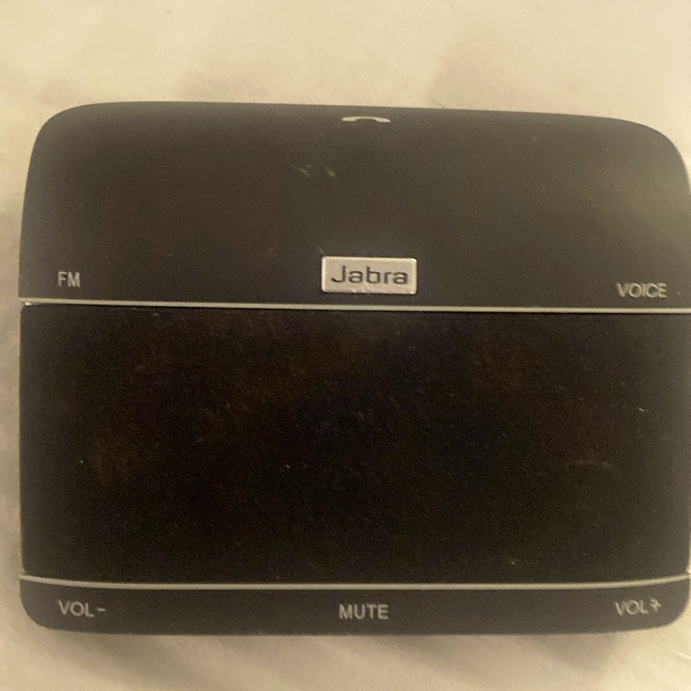 Jabra Freeway Bluetooth Car Speakerphone HFS100 EUC